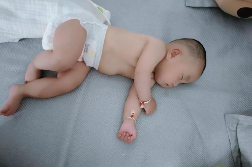 沙洋9个月宝宝可以吃盐吗